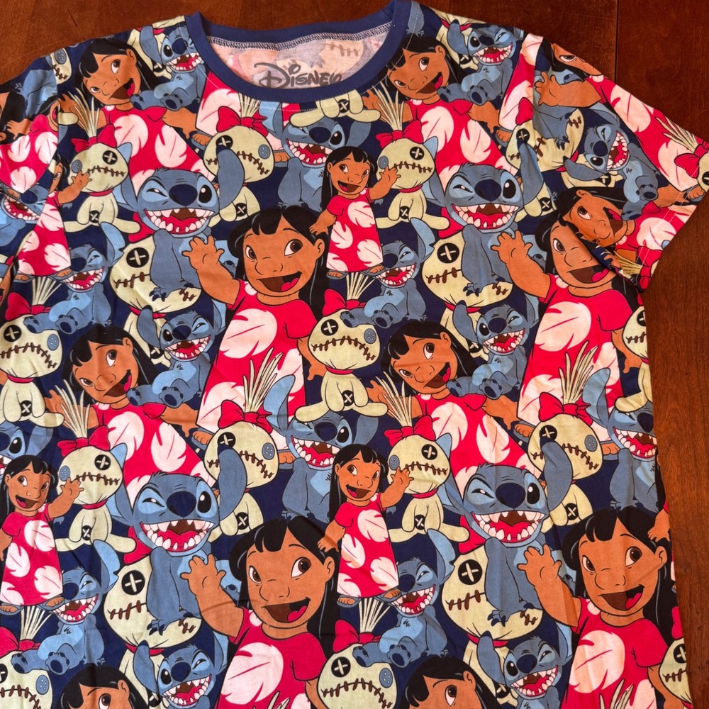 Cakeworthy T-Shirt Unisex Large Multicolor Lilo and Stitch All Over Print Disney